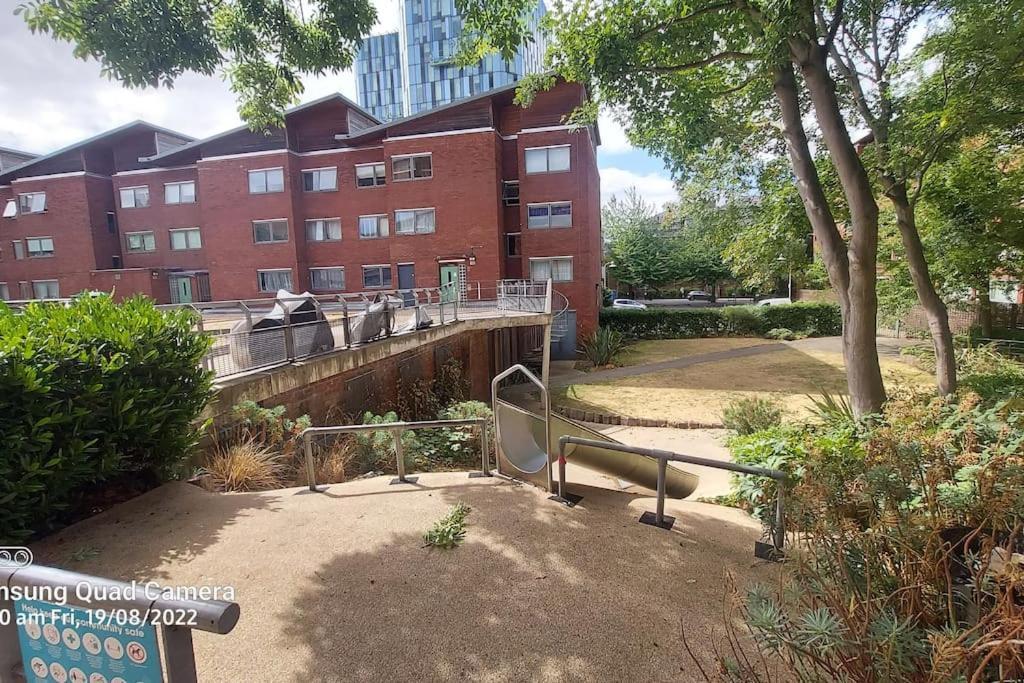 Central Apartment, Kings Cross 6 Mins Walk Londres Exterior foto