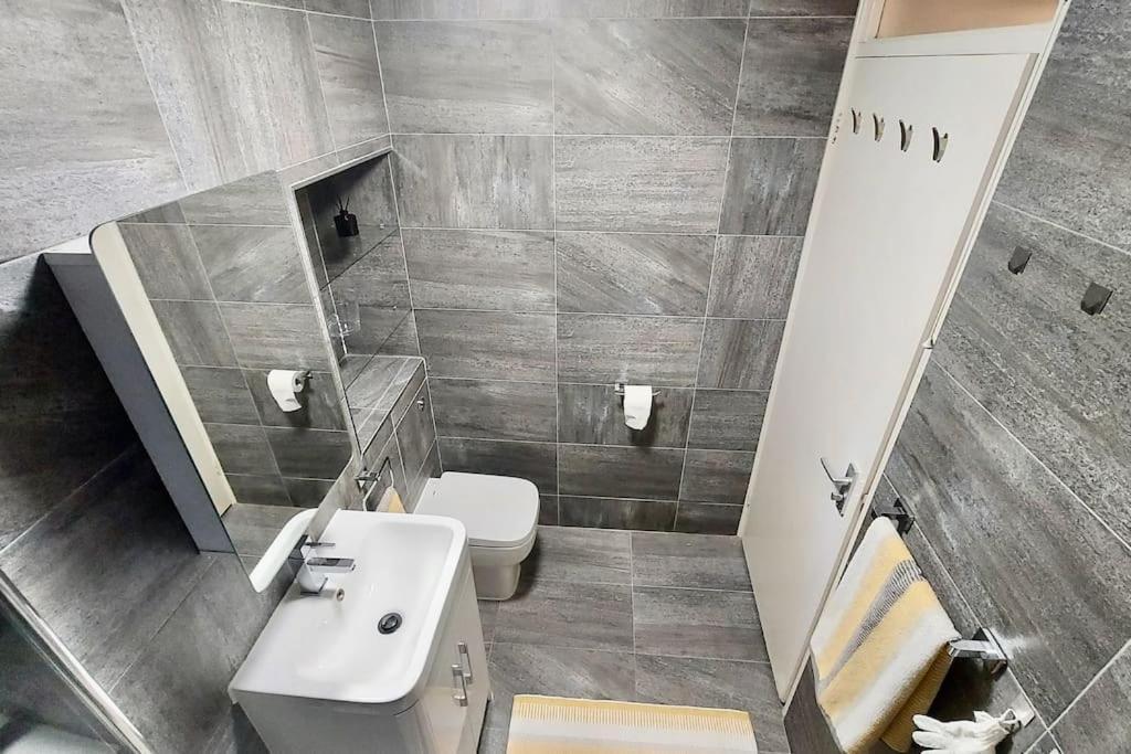 Central Apartment, Kings Cross 6 Mins Walk Londres Exterior foto